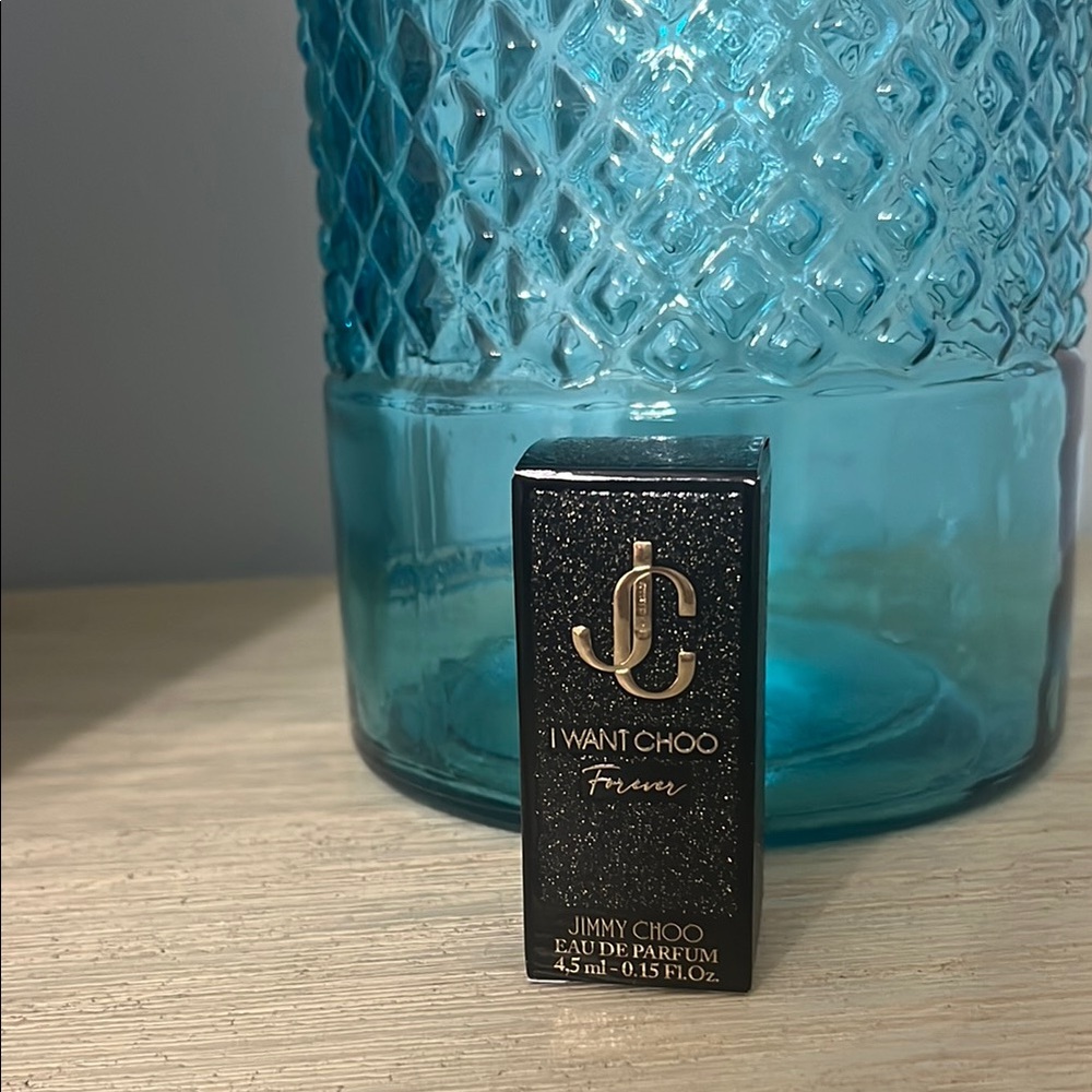 Jimmy Choo I Want Choo Eau de Parfum perfume - Picture 2 of 2